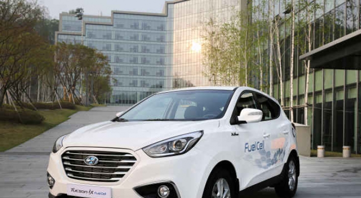 Hyundai’s fuel cell car seeks Prius moment