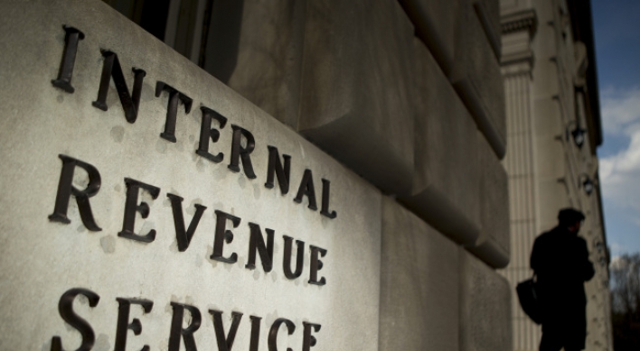 U.S. to unleash IRS on Russian banks