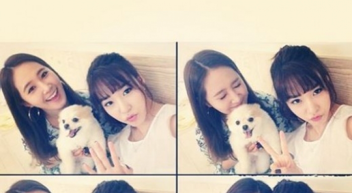 Yuri, Tiffany take selfie together