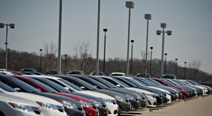 Auto sales surprise with fast growth