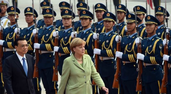 Merkel in Beijing: U.S. spy allegations ‘a serious case’