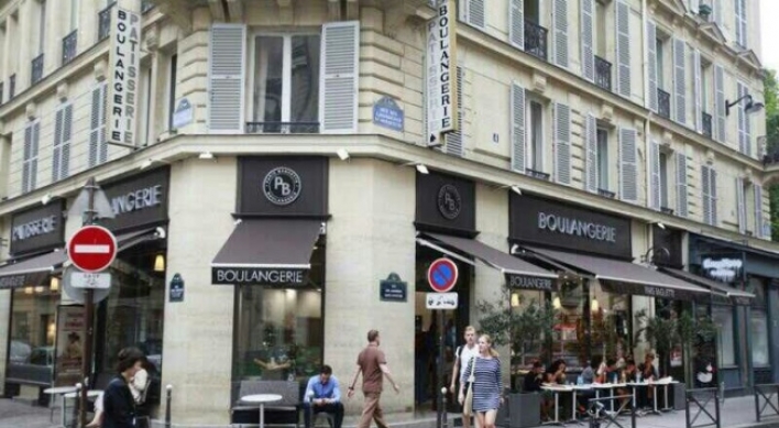 Paris Baguette opens first store in Paris