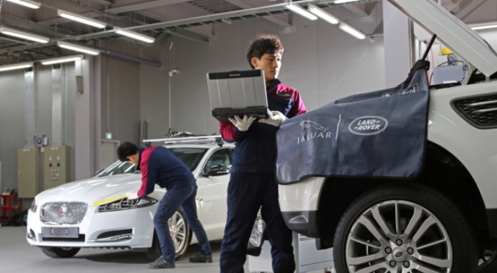 Jaguar Land Rover bolsters service networks