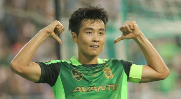 Top scorer in K League named to national team