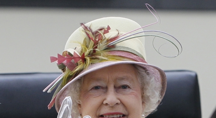 Queen urges unity after Scotland rejects independence