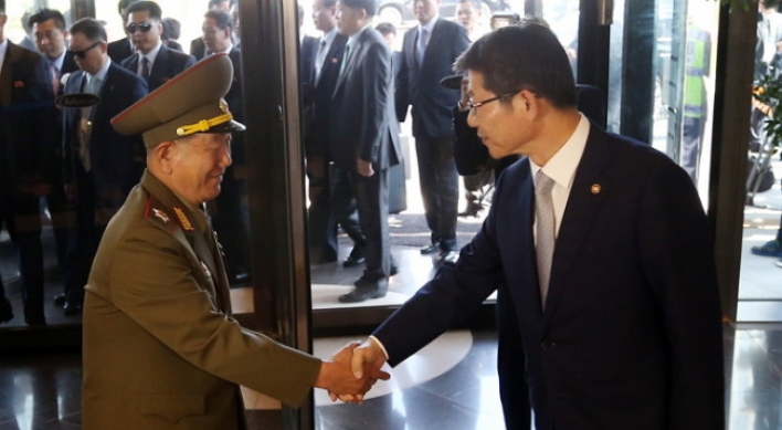 High-ranking N. Korean delegation arrive here for AG closing ceremony