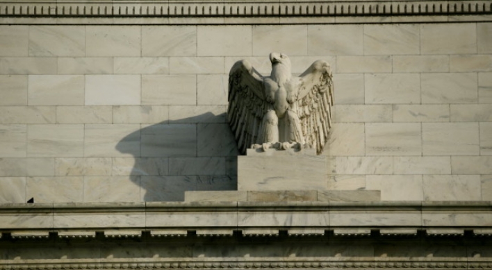 Ailing global economy could lead Fed to delay rate hike