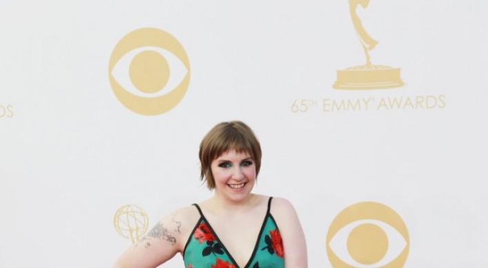 Lena Dunham connects with her many ‘awesome’ fans in Seattle
