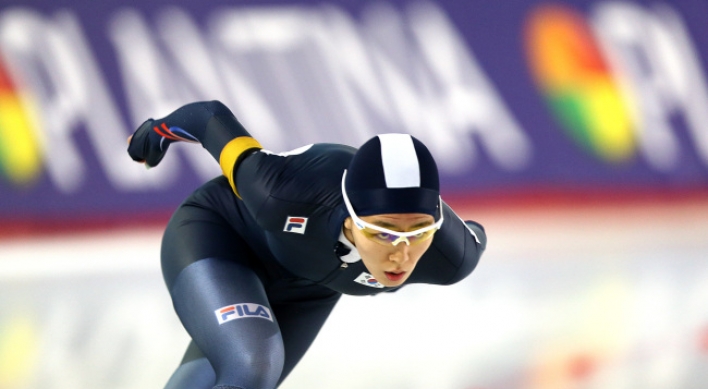 Olympic speed skating champ Lee Sang-hwa wins World Cup race on home ice