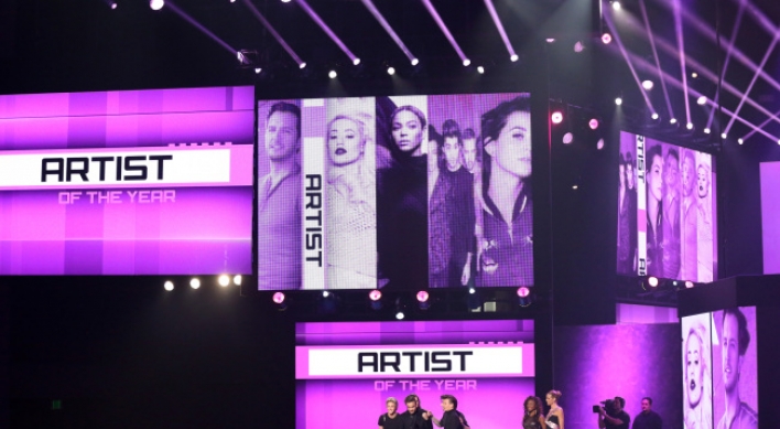1D, Katy Perry win big at American Music Awards
