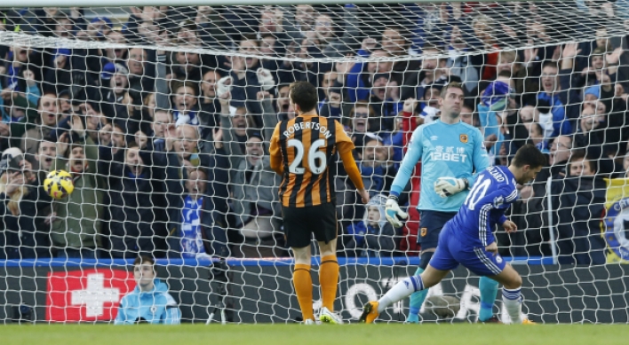 Chelsea, Arsenal roll to wins