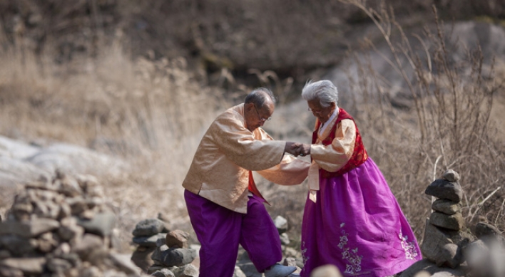 Gray-haired lovers become cinema hit