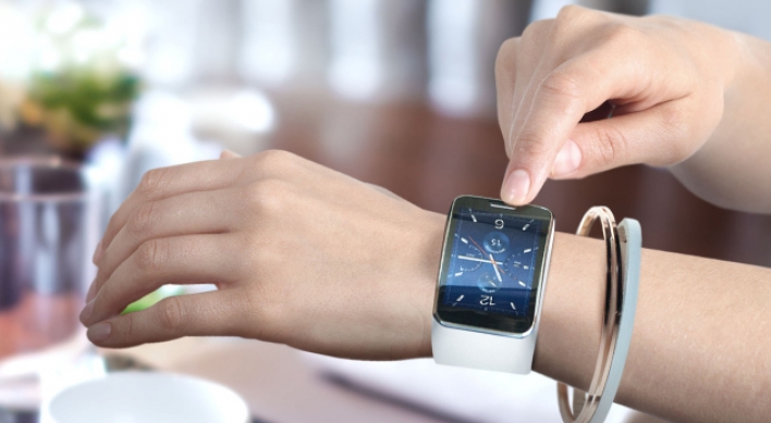 Samsung plans round, more stylish smart watch