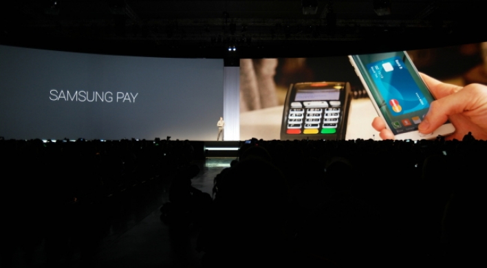 Samsung debuts own version of Apple Pay