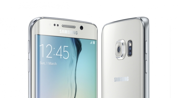 Rivals keep keen eye on Samsung’s curve appeal