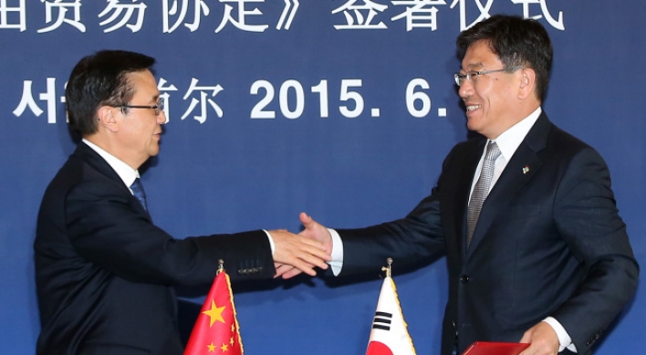 Korea, China sign free trade agreement