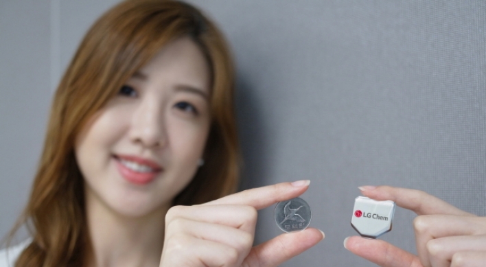 LG Chem develops world’s first hexagonal smartwatch battery