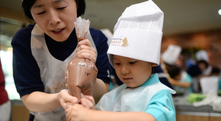 [Photo News] Singapore Airlines spends day with children