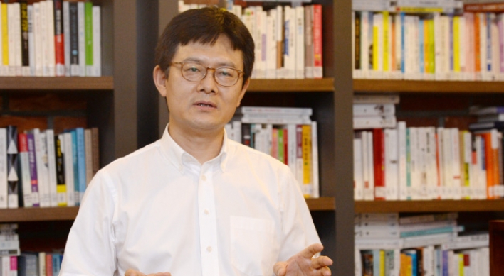 [Herald Interview] ‘Korea driven by co-governance business system’