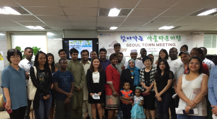 Itaewon center hosts forum for Islamic, African expats