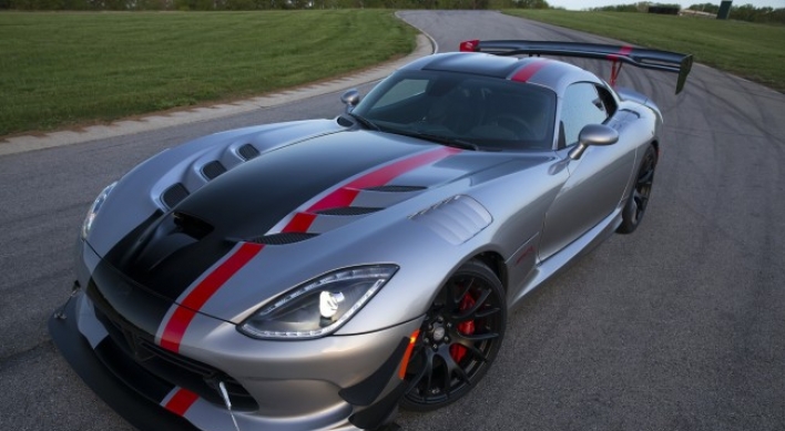 Kumho Tire provides tires to Dodge Viper ACR
