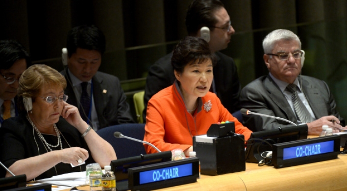 Park urges nations to do their part in climate deal