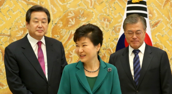 Park, Moon clash over history textbooks