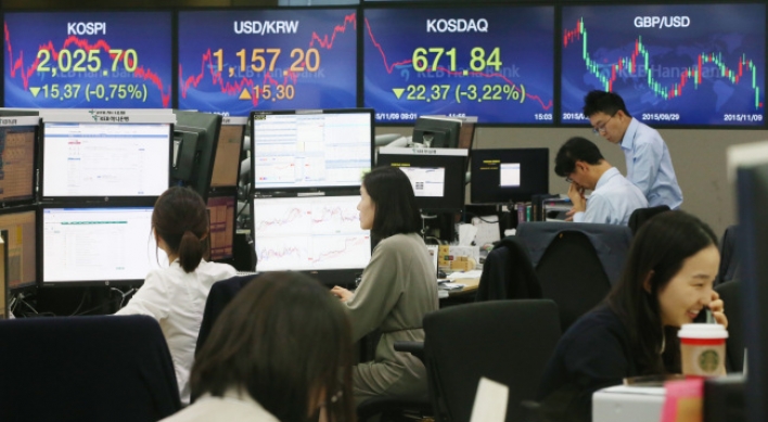 Korean won falls to 1-month low