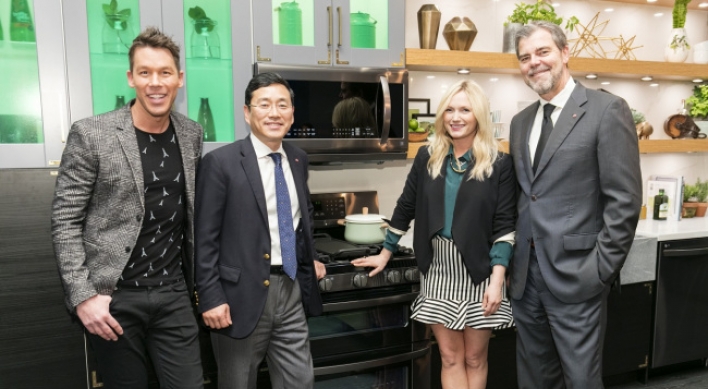 [Photo News] LG runs marketing campaign for premium kitchen appliances in U.S.