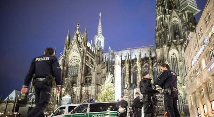 독일 ‘난민 성범죄’ 혐의만 무성…정보 은폐, 대응 부실 논란