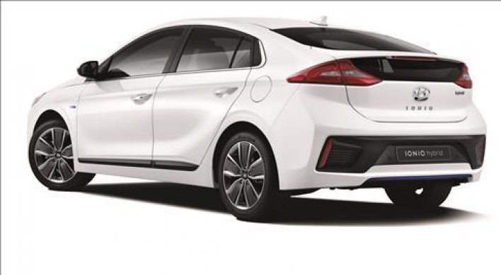 Hyundai Motor aims to sell 30,000 Ioniq hybrids