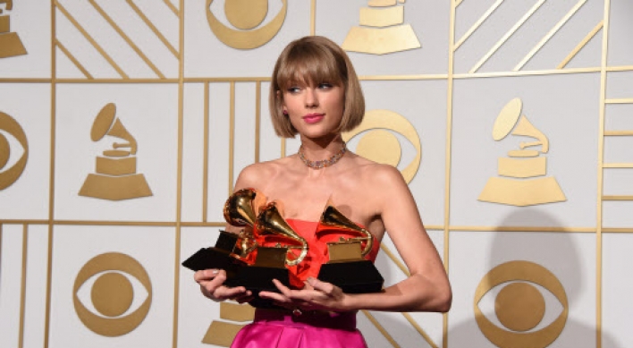 At latest Grammys, a triumph of the popular