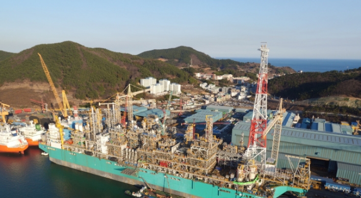 DSME completes construction of world's first offshore LNG plant