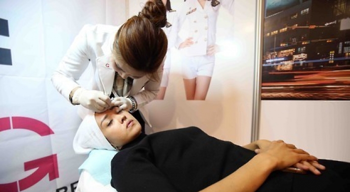 Foreigners reluctant to revisit Korean clinics