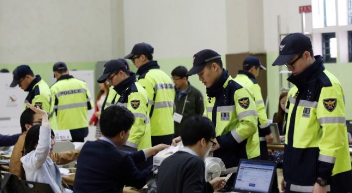 [Election 2016] First ballots cast in Korea for general election