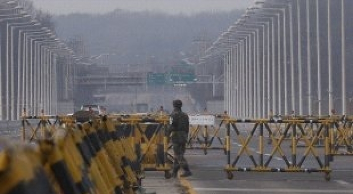 [NEWS FOCUS] Observers split on strategy against N.K.