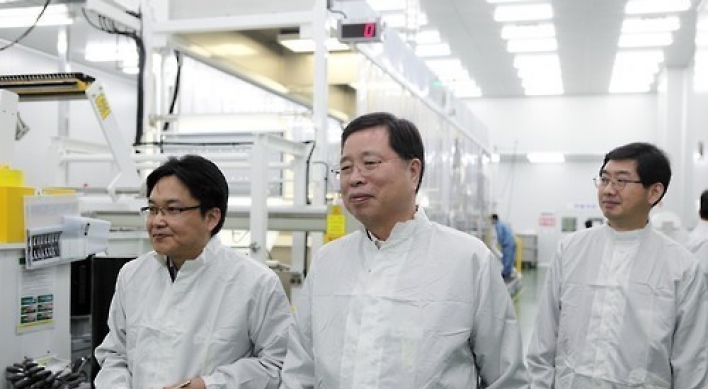 LG Chem’s Q1 net profit rises nearly 40% on-year
