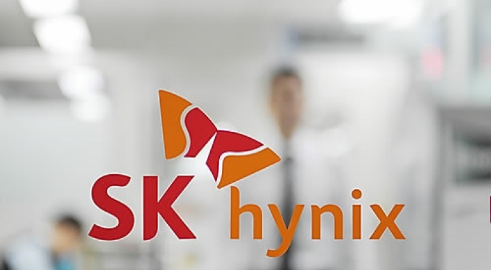 SK hynix Q1 net profit falls on weaker demand