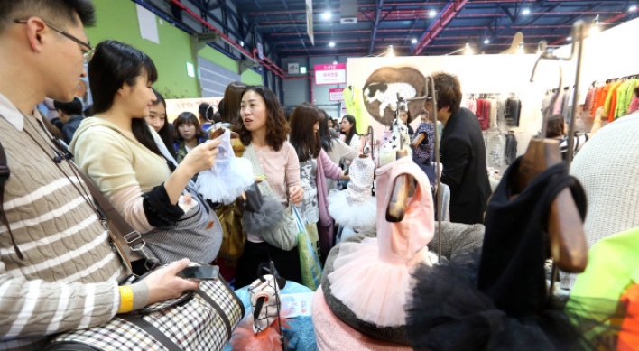 Loving dog owners fuel Korea’s pet industry boom