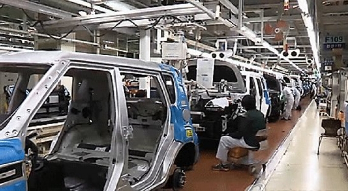 Korea's industrial output down 1.5% in March