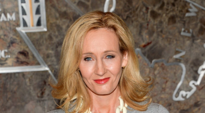 J.K. Rowling honored by PEN for literary and humanitarian work