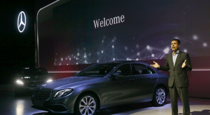 Mercedes-Benz eyes top spot in sales with new E-Class