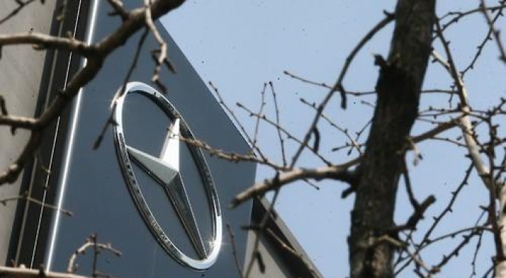 Benz to recall 1,135 E-Class sedans for powertrain control defect