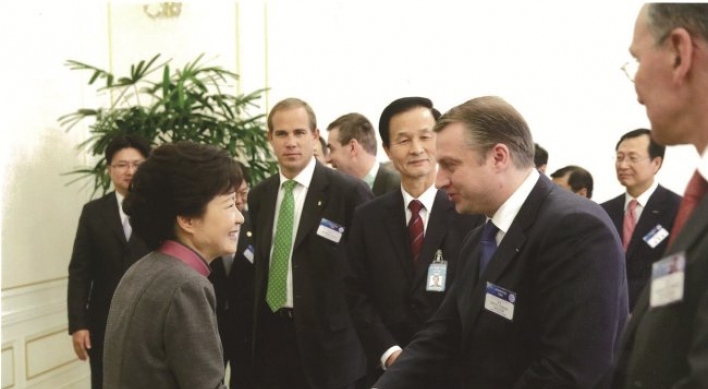 The FKCCI wishes President Park a successful trip in France!