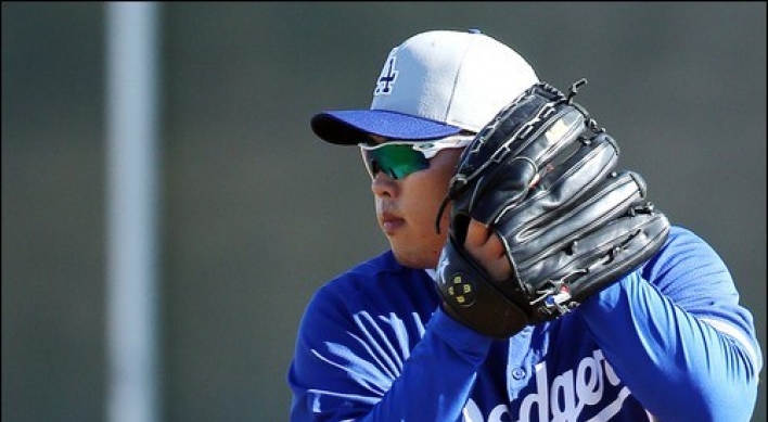 Dodgers' Ryu Hyun-jin has rehab start interrupted by rain