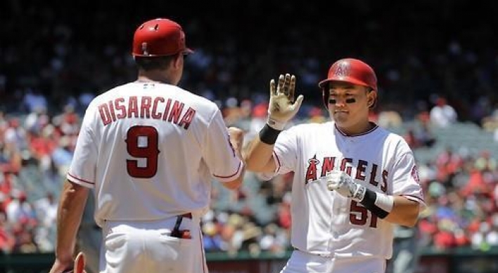 Angels' Choi Ji-man picks up 1st big league RBI, steal in win