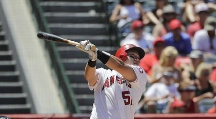 Angels' Choi Ji-man belts first major league home run