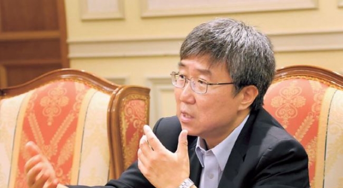 Chang Ha-joon tells Korea to take a bet on future