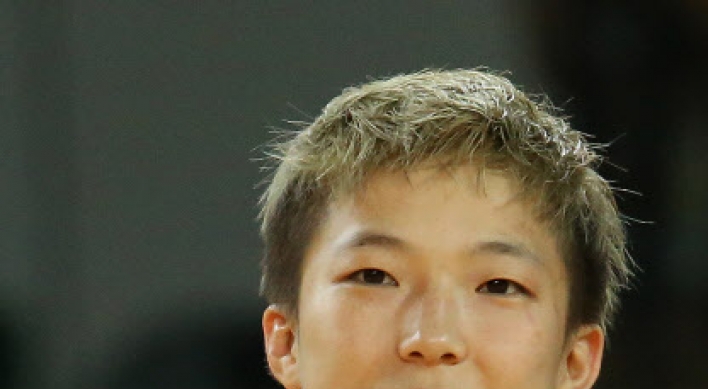 Judoka Jeong Bo-kyeong wins silver for S. Korea's first medal in Rio