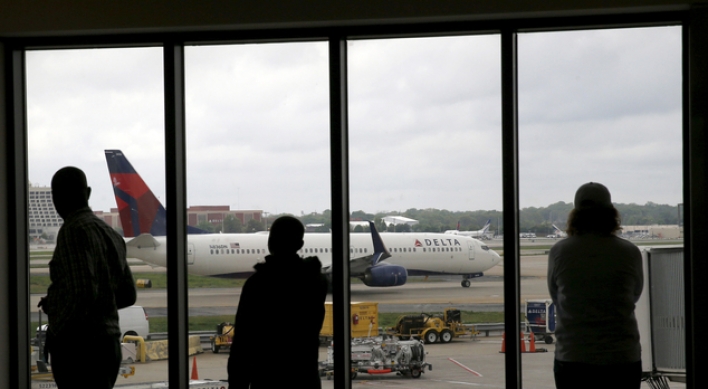Delta grounds flights due to systems problems